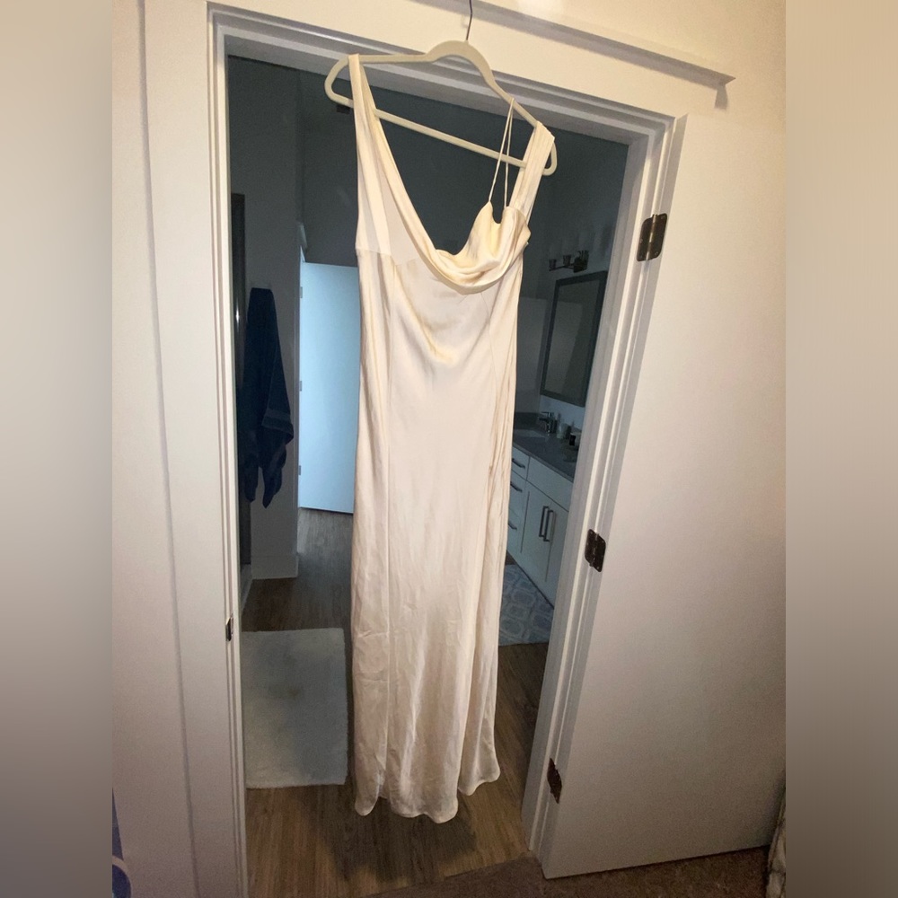 Meshki dress